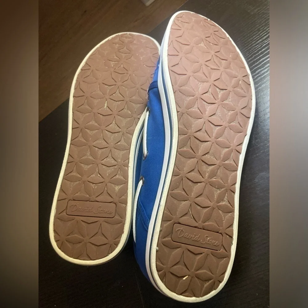 David Stone blue loafers in EUC in size Men’s 10.5 M. See pictures